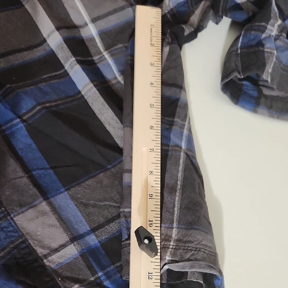 Arizona Jean Company Shorts Blue Black Plaid Size 34